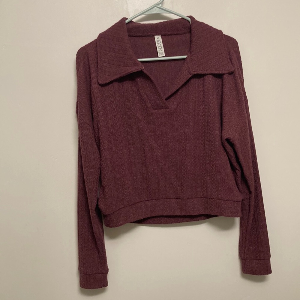 Maroon cropped sweater